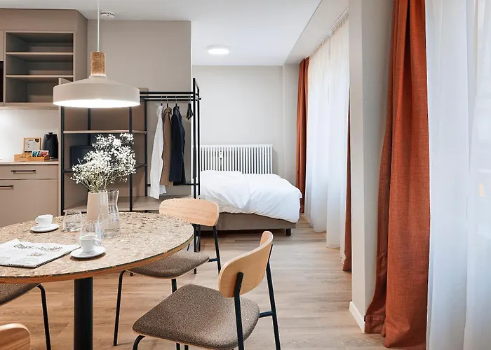 Sunday Apartmanhotel