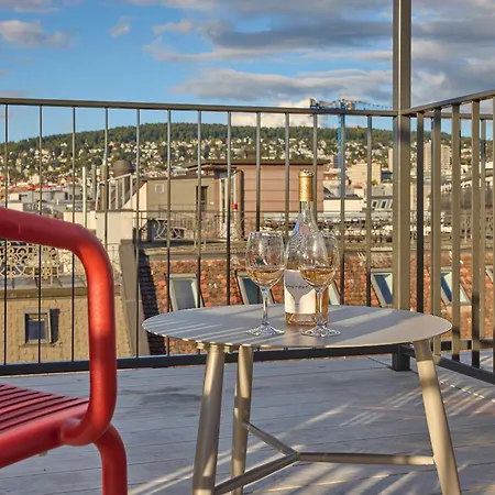 Апартаменти Sunday *